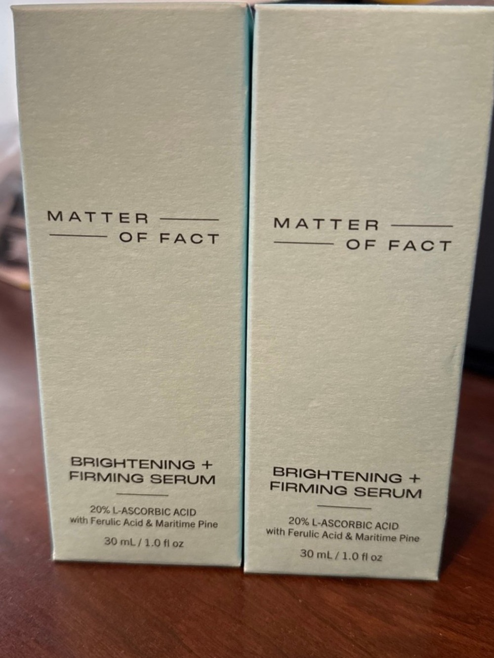 Matter of fact (set of 2)